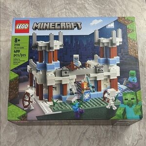 LEGO Minecraft The Ice Castle - Retired